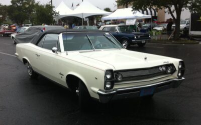 AMC Ambassador 1965 : Le luxe abordable face aux géants de l’industrie.