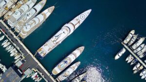 Port avec des yachts